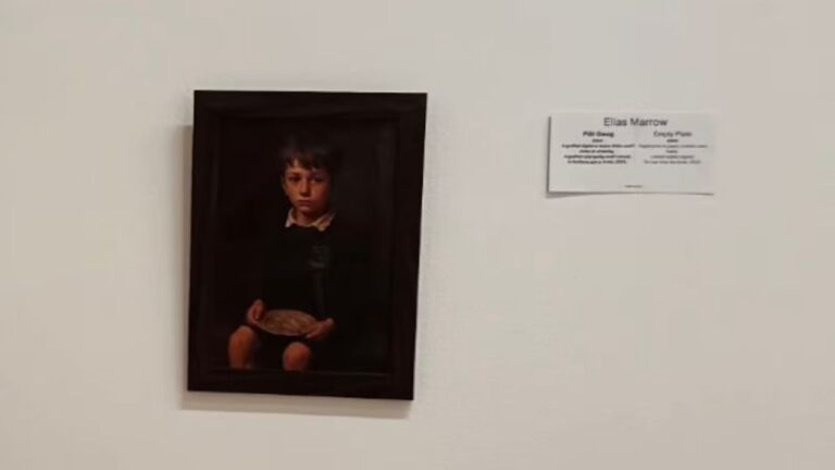 Exibição de obra gerada por IA em museu confunde visitantes