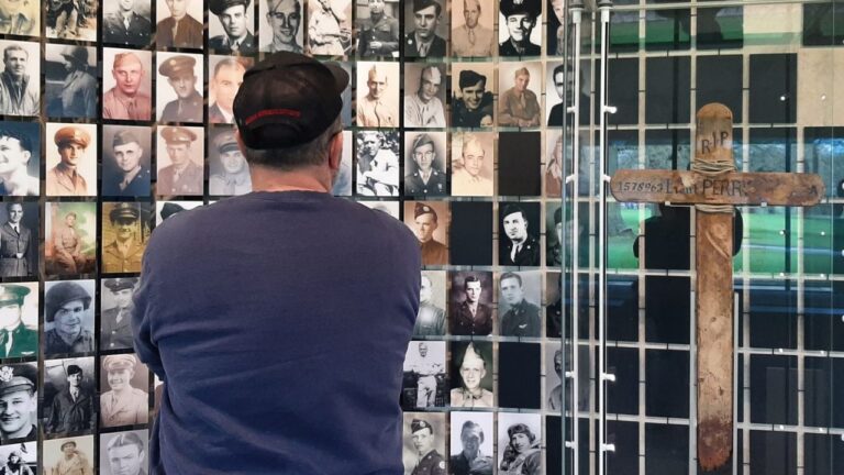 Homenagem a soldados negros dos EUA é removida de cemitério