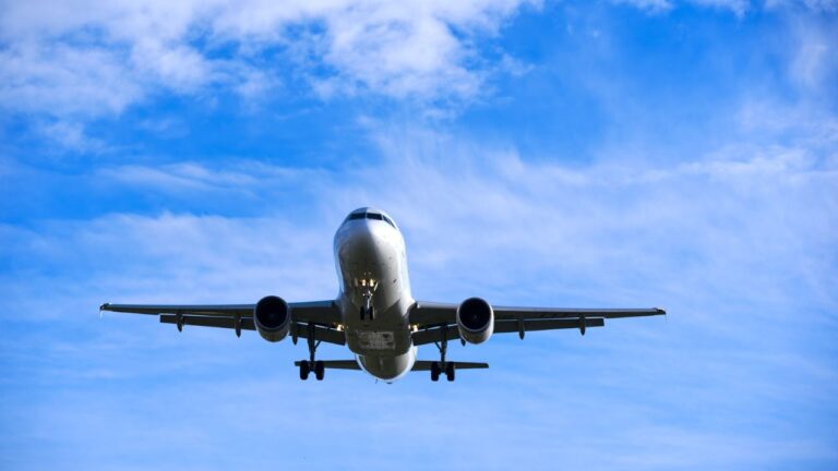 Partícula do espaço pode explicar pouso emergencial de Airbus A320
