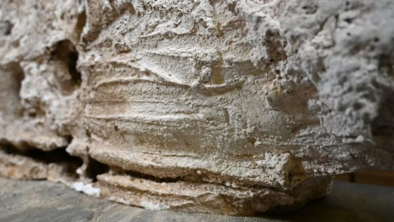Romanos faziam pasta líquida de gesso e espalhavam sobre seus mortos