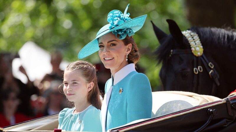 Princesa Charlotte se tornou maior ponto de apoio de Kate durante batalha contra o câncer