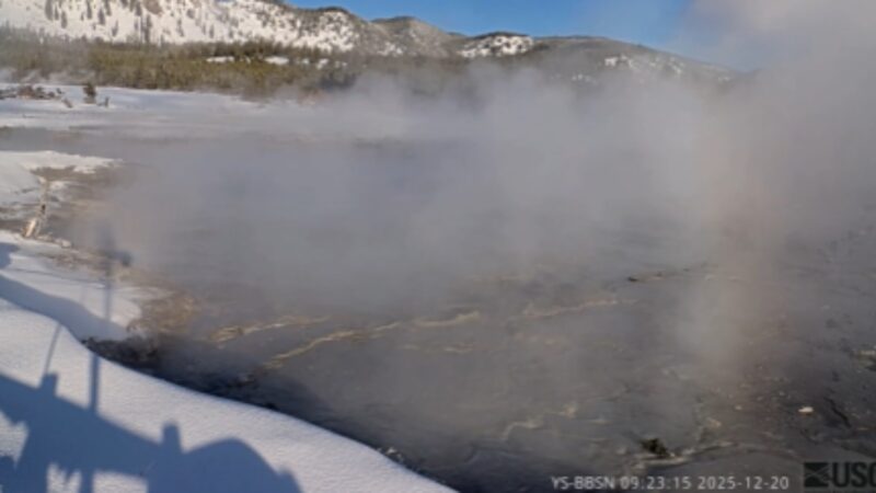 Erupção de lama em Yellowstone, nos EUA, é flagrada por câmeras
