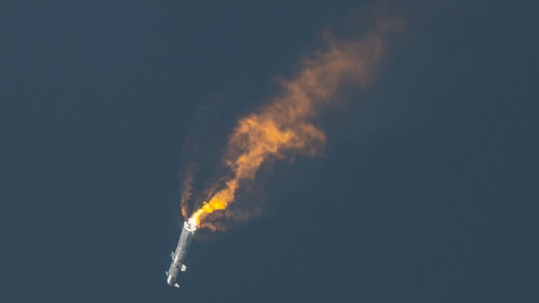 Acidente da SpaceX colocou aviões comerciais em risco, revelam documentos