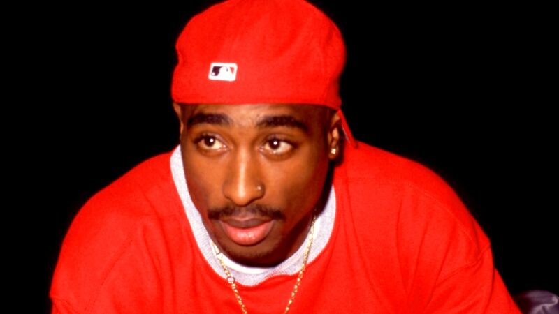 Tupac: família do rapper move novo processo por homicídio culposo