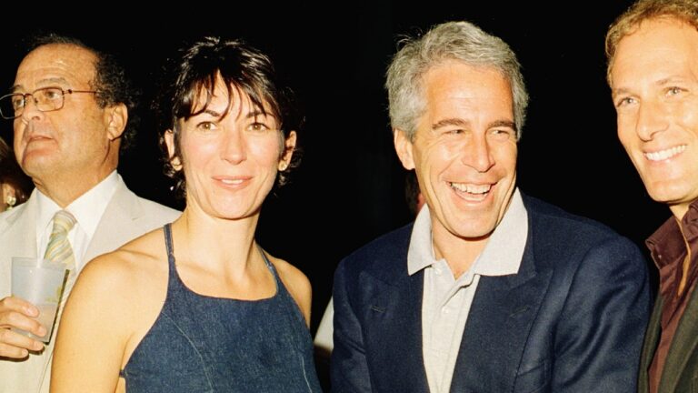 Documentos revelam como Ghislaine Maxwell normalizava abusos de Epstein