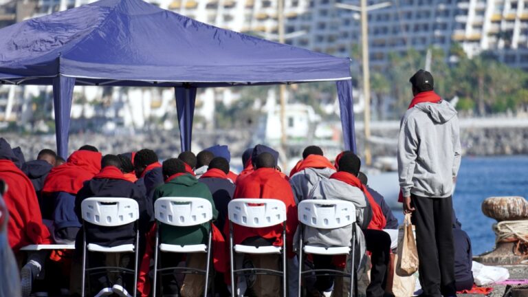 Mais de 3 mil migrantes morreram no mar tentando chegar à Espanha