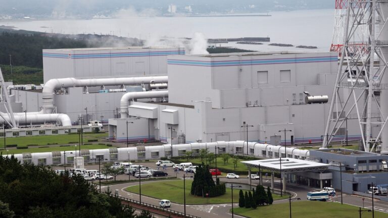 Japão retoma operações da maior usina nuclear do mundo 15 anos após Fukushima
