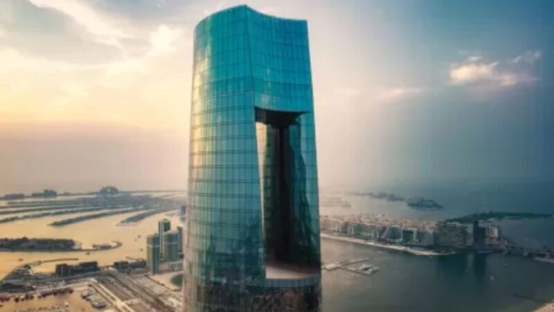Dubai inaugura o hotel mais alto do mundo