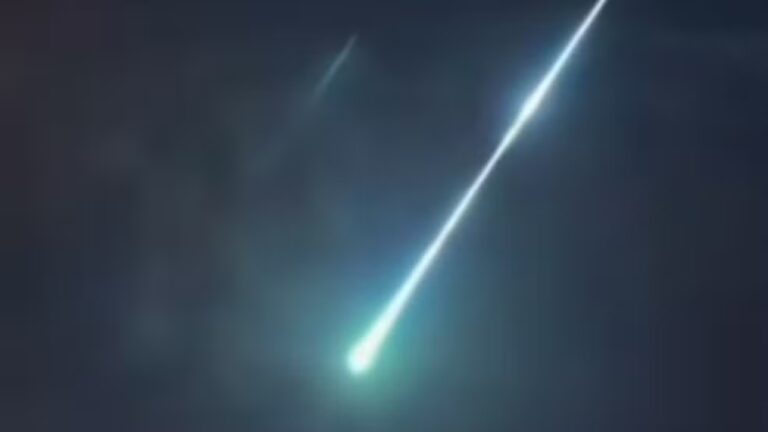 Meteoro é avistado cruzando o céu em partes do nordeste brasileiro