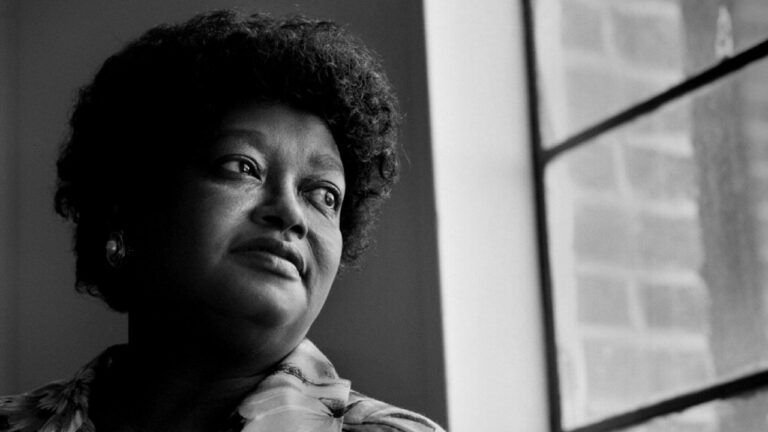 Claudette Colvin, pioneira dos direitos civis, morre aos 86 anos