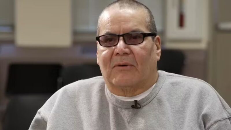 Norte-americano é libertado após cumprir 25 anos de prisão por crime que não cometeu