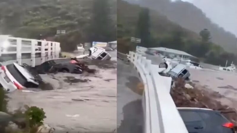 Carros são arrastados para o mar durante fortes enchentes na Austrália