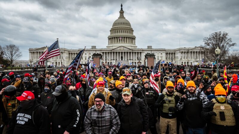 Governo Trump lança site com versão própria sobre ataque ao Capitólio