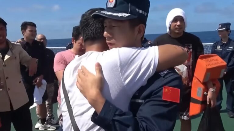 Balsa naufraga e mata 18 e deixa outros 24 desaparecidos nas Filipinas