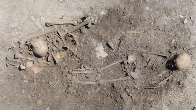 Cientistas analisam sepulturas de 5.500 anos atrás e desvendam mistério