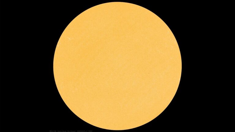 Após 4 anos, Sol tem seus primeiros dias sem manchas solares