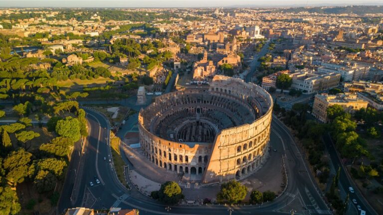 Recém-inauguradas, estações de metrô de Roma são transformadas em museus a céu aberto