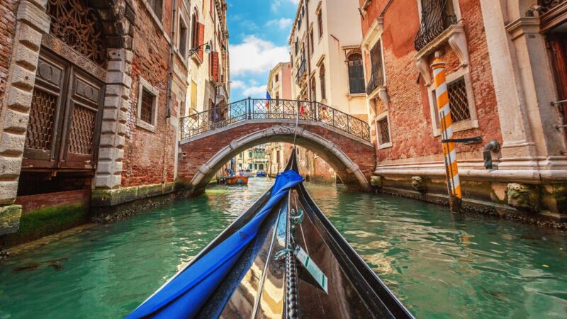 Veneza é sustentada por uma floresta submersa? Entenda!