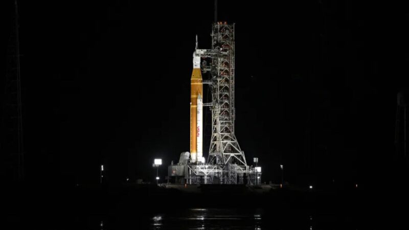 NASA fará ajustes em foguete após novo atraso de missão