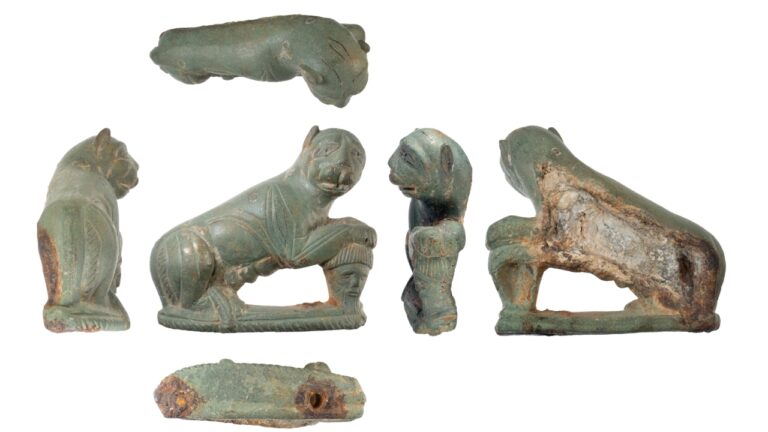 Rara estatueta romana de pantera é o novo tesouro achado na Inglaterra