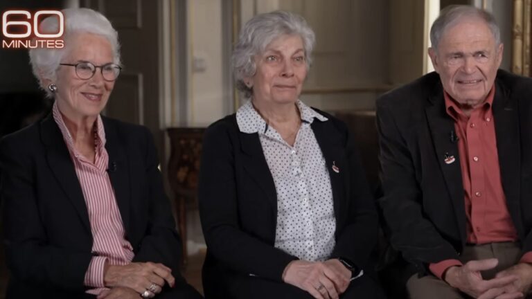 Três ‘bebês’ de Auschwitz se reencontram após 65 anos