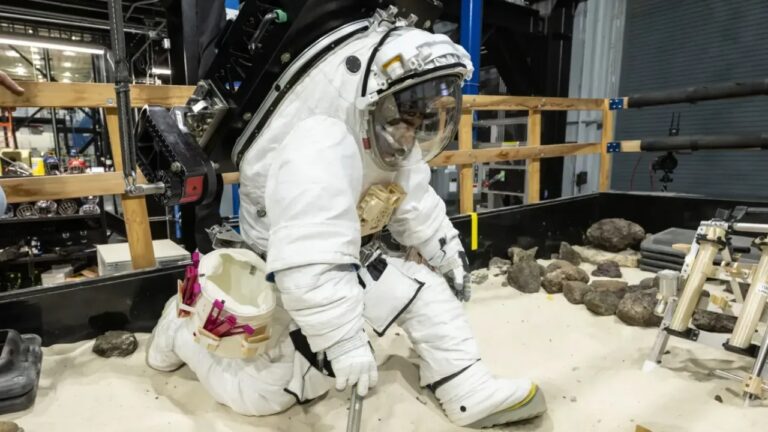 Nasa avança em novo traje espacial para as missões lunares da Artemis