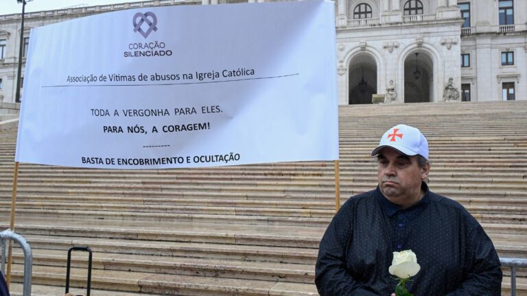 Catolicismo português indeniza primeiras vítimas de abuso sexual