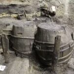 Como barris de madeira transformaram e impulsionaram o comércio medieval europeu?