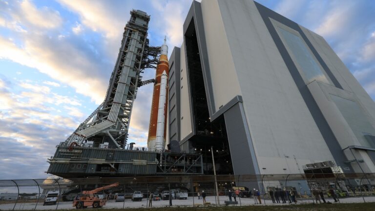 Artemis II: gerentes da NASA dizem que está ‘tudo pronto’ para missão espacial em abril