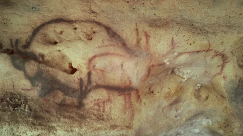 Após mais de um século, cientistas descobrem idade de pinturas rupestres na França