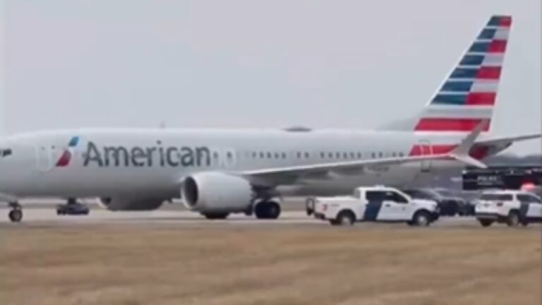 Ameaça de bomba em voo da American Airlines força pouso de emergência