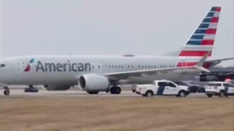 Ameaça de bomba em voo da American Airlines força pouso de emergência