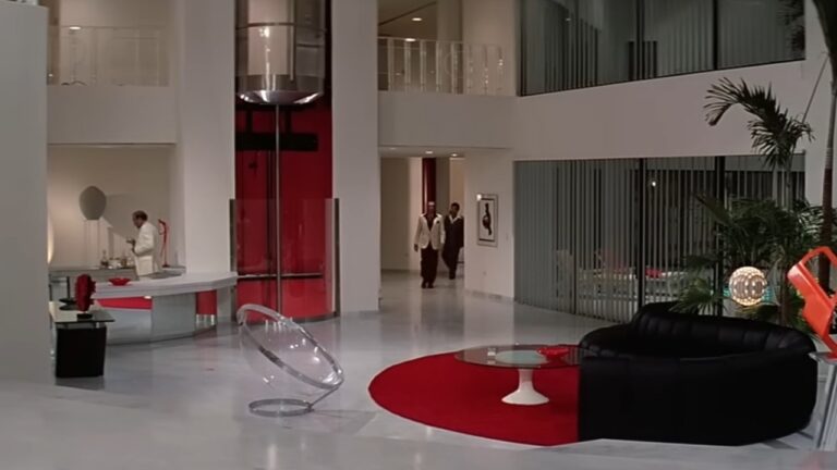 Mansão do filme ‘Scarface’ está à venda por mais de R$ 1 bilhão