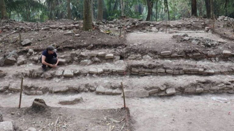 Maias rejeitavam a realeza divina durante tempos difíceis, indica novo estudo