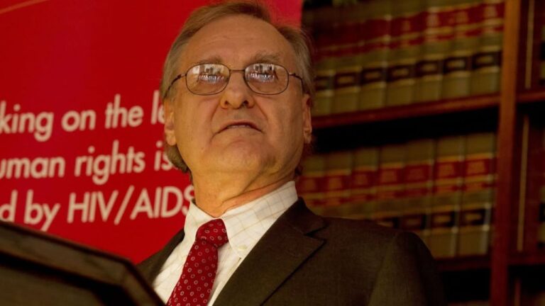 Stephen Lewis, político e ativista social, morre aos 88 anos