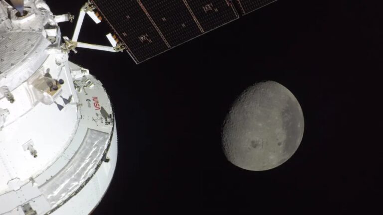 Artemis II: relatos de astronautas revelam manchas verdes e marrons na Lua