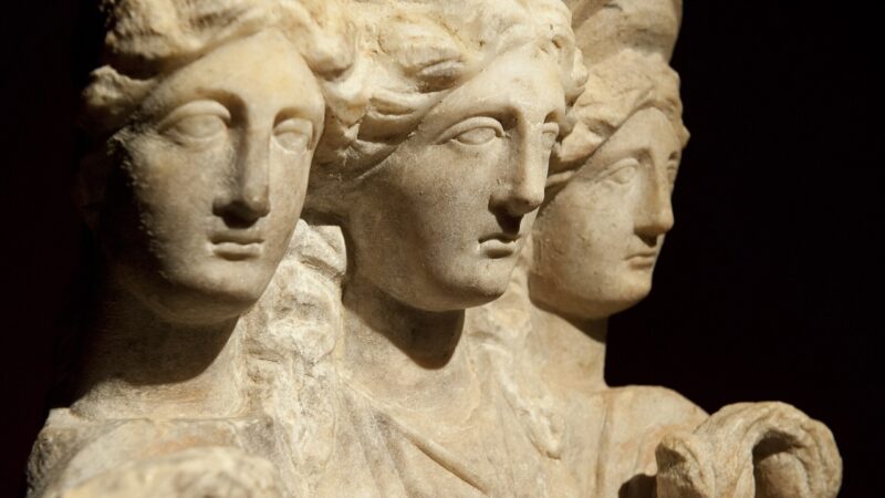Hécate: de deusa grega benevolente a padroeira das bruxas