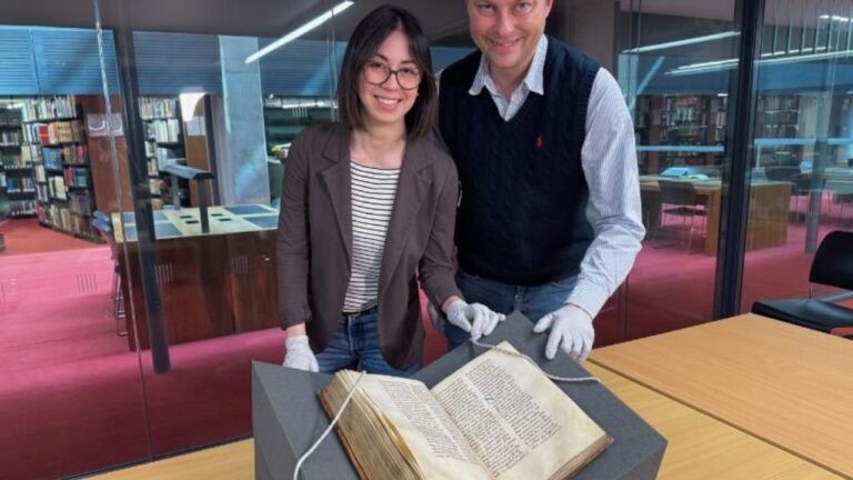Historiadores acham cópia perfeita do mais antigo poema inglês