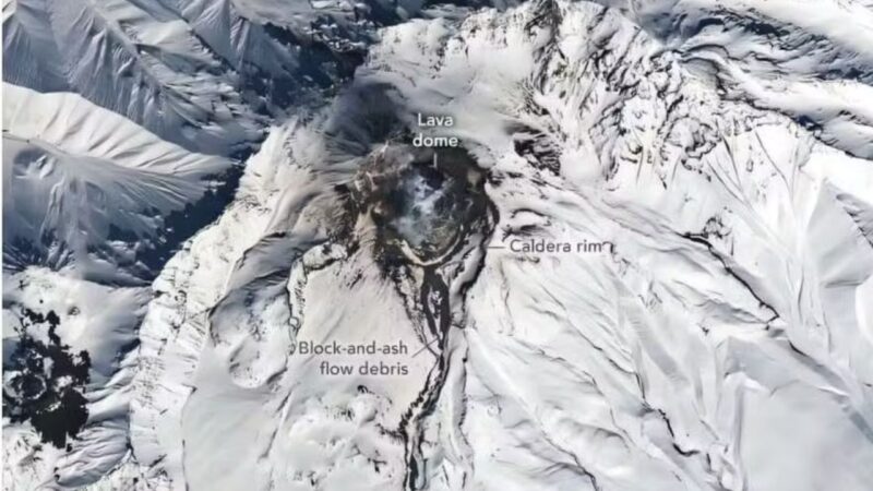 Erupção de vulcão alterou paisagem na Rússia, revelam imagens de satélite