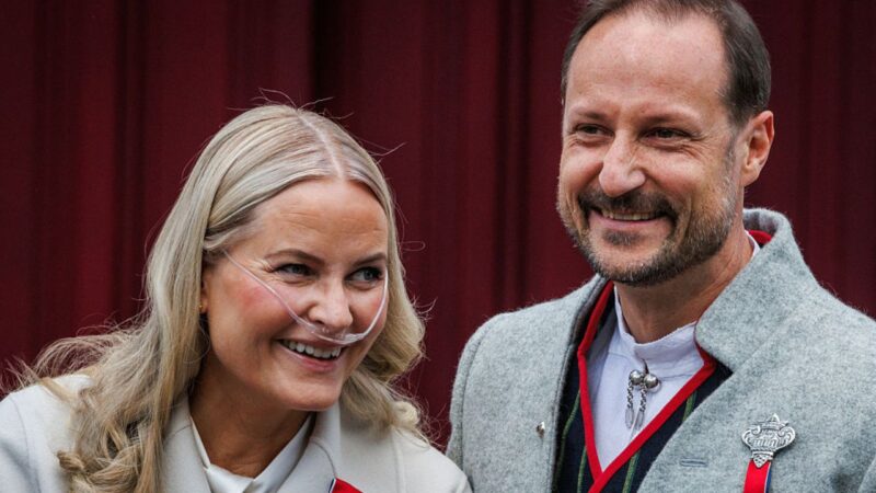 O motivo pelo qual a saúde da princesa herdeira da Noruega se deteriorou rapidamente