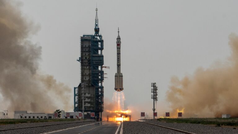 China fará ‘reality show’ para definir astronauta que passará um ano no espaço