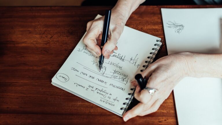 Estudo responde por que maioria dos humanos é destra