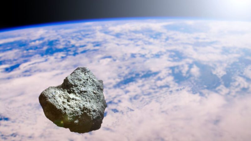 Asteroide de 35 metros passará perto da Terra nesta segunda, 18
