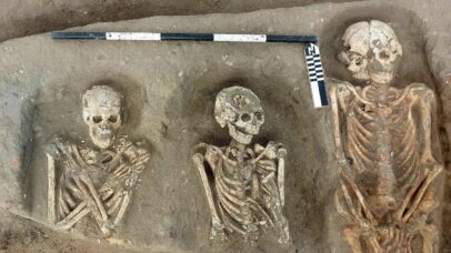 Cemitério greco-romano e sepultamentos de javalis são encontrados no Egito