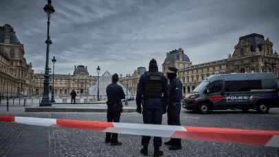 Roubo de joias do Louvre ocorrido em 2025 será transformado em filme e série documental