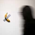 Banana de obra vendida por US$ 6,2 milhões desaparece de museu na França