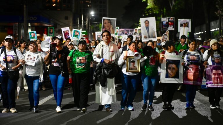 Copa do Mundo começa sob protestos e cobranças no México