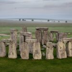 Estrutura de madeira de 5 mil anos pode ter sido precursor de Stonehenge