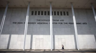 Kennedy Center retira nome de Trump do site após decisão judicial