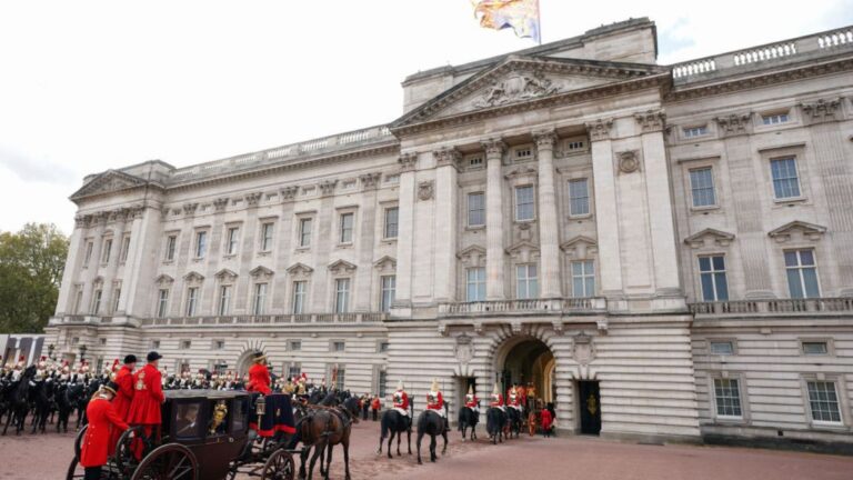 Palácio de Buckingham: reforma de 369 milhões foca em turismo e escritórios